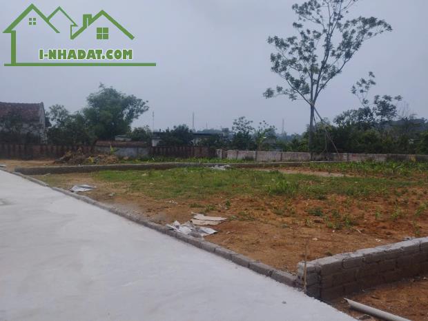 HOT !!! SỞ HỮU NGAY LÔ ĐẤT ĐẸP - GIÁ SIÊU ĐẦU TƯ - Vị Trí Đắc Địa Tại Thôn Thú Trung, Xã
