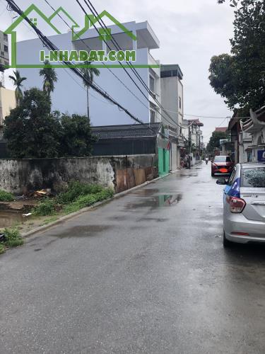Chính chủ Bán nhà 3 Tầng Tại Mai Lâm, Đông Anh – Ô Tô đỗ cửa - Giá 5.6 tỷ - 2