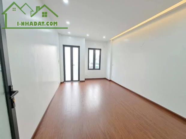 Nhà Đẹp Gần Đường Ô Tô, Vĩnh Hưng, Hoàng Mai 30m, 5 tầng, mt 3.5m, giá 6.5 tỷ. - 3