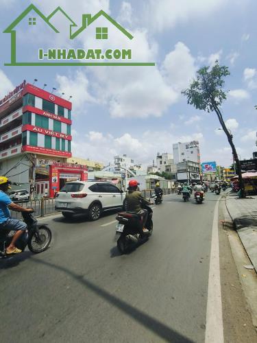 Bán gấp nhà đẹp ở ngay mặt tiền kinh doanh Hồ Thành Biên, xe hơi ngủ nhà, 72m2, 6T, SHR,