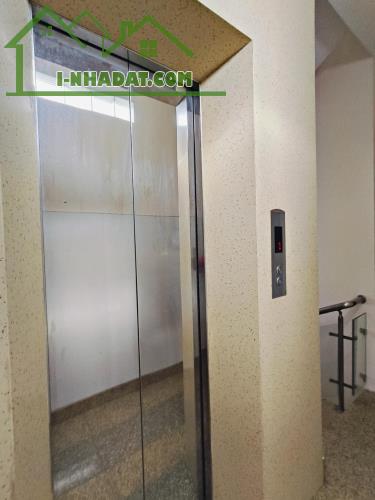 Bán gấp nhà đẹp ở ngay mặt tiền kinh doanh Hồ Thành Biên, xe hơi ngủ nhà, 72m2, 6T, SHR, - 1
