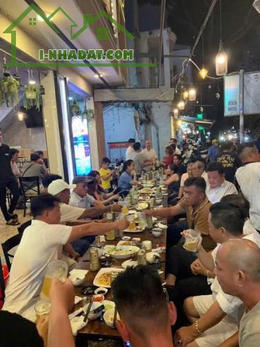 SANG QUÁN NHẬU BIA ĐỨC – HOẠT ĐỘNG 10 NĂM – MẶT TIỀN TRƯỜNG SA, QUẬN 3 - 2