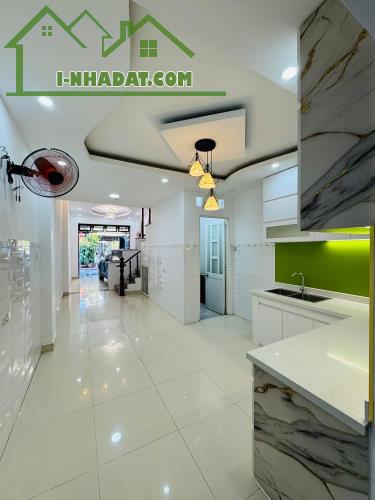 Bán nhà hẻm 2 oto đường Trương Phước Phan, Bình Trị Đông, Bình Tân. Giá 2,45 tỷ - 1