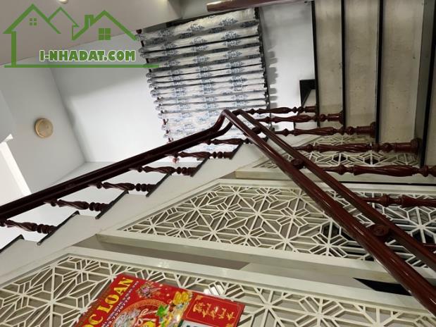 Bán Nhà 3 tầng 62 m2, Ngang 5m, Gần Trung Tâm Thủ Đức, Hẻm Xe Hơi, Full Nội Thất - 3