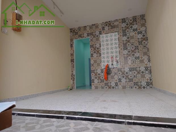 Bán nhà ngay chợ thủ đức, đất dân cư hiện hữu ...dt.55M2  . gIÁ 3TỶ 7( còn thương lượng).