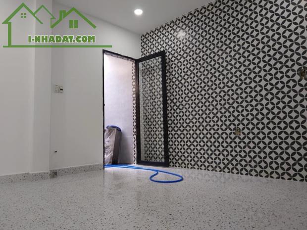 Bán nhà ngay chợ thủ đức, đất dân cư hiện hữu ...dt.55M2  . gIÁ 3TỶ 7( còn thương lượng). - 1