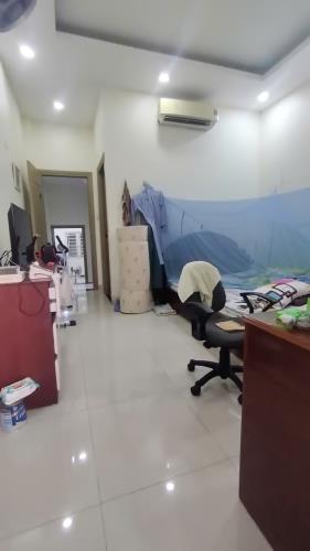 HOT! Nhà 2 lầu ST mặt tiền hẻm xe hơi Nguyễn Thị Xiếu, Quận 7 - 2