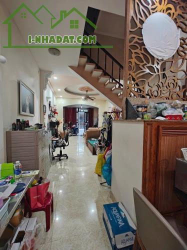 Bán nhà mặt phố Q.9, 77m², 7.4 tỷ, 3PN, sổ hồng - 2