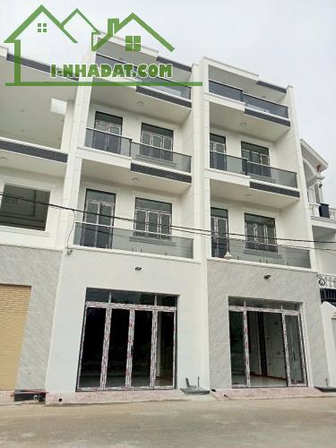 Nhà mới xây 1 lầu 1 trệt 5.8 tỷ/100m2, sân ô tô - 1