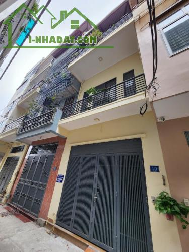 Nhà Phân Lô Phố Nhuệ Giang, Ô Tô Tránh, Trung Tâm An Ninh Tốt Nhất Hà Đông, 46m2 Giá 11 Tỷ