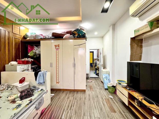 🆘Nhà cấp 4 Lê Lợi P4 Gò Vấp còn mới vào ở ngay diện tích 4* 15,2  Công nhận 72m2 
🏫Gần - 2