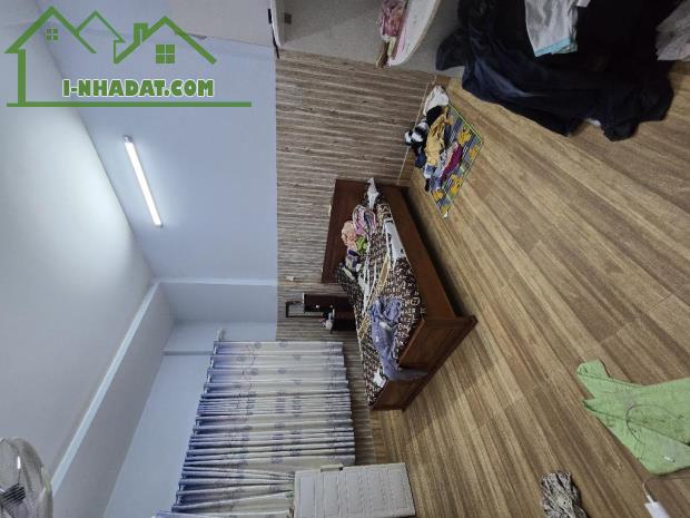 Bán nhà mặt tiền NB Tân Hương 92m²,1Lầu-8.5Tỷ-NGANG 5M - 4