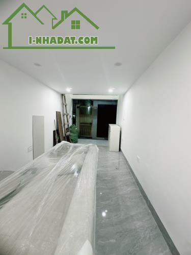 Bán nhà ngõ Đê Tô Hoàng – 4 tầng đẹp – Ngõ thoáng – Gần Đại Cồ Việt – Giá chỉ 5.05 tỷ - 1