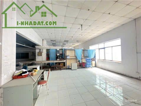 Cho thuê nhà xưởng 1ha góc 2 mặt tiền Khu Công Nghiệp Bình Dương, giá thuê 900tr/tháng. - 2