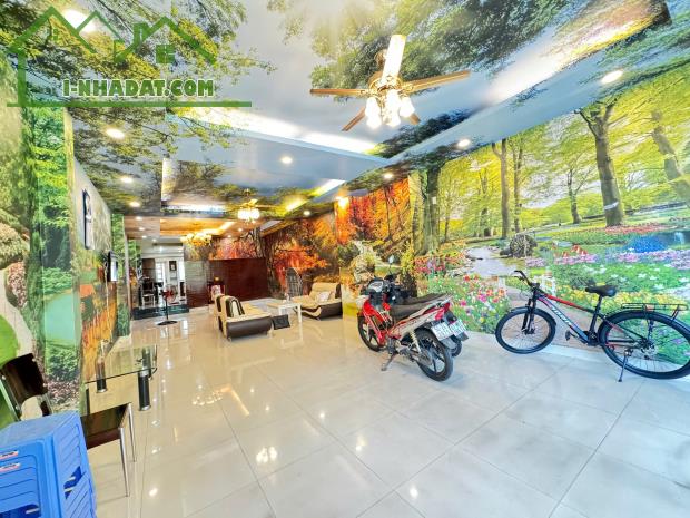 Bán Biệt Thự KDC Nam Long, Tân Thuận Đông
Q7, 120M2, 4PN chỉ 18,2 tỷ