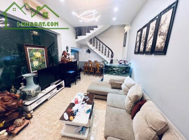 Bán nhà Trần Phú, Lương Khánh Thiện, Ngô Quyền, Hải Phòng. 3,5 tầng, 67m2, 4,1 tỷ. Ngang 4 - 4