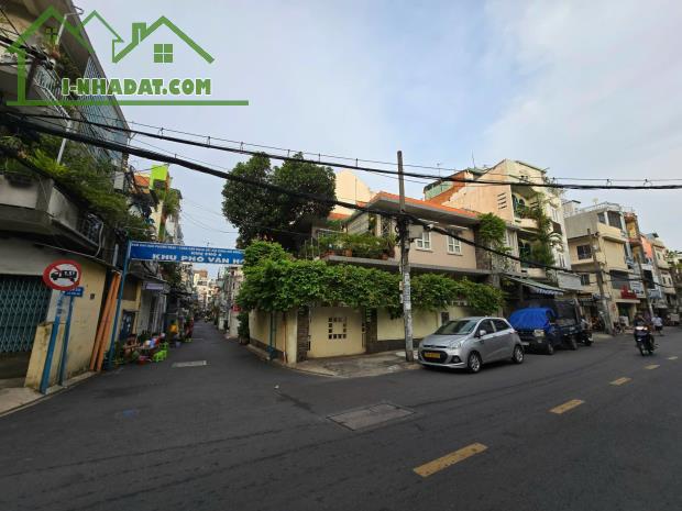 BÁN NHÀ MẶT TIỀN LỚN 535 Huỳnh Văn Bánh, Phường 14, Quận Phú Nhuận - 4