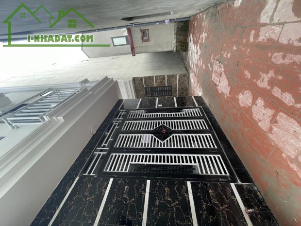 Nghỉ Lễ cũng bán. Biên Giang, Hà Đông. 36m², 5 tầng, mặt tiền 4,5m. Nhà mới ở luôn - 1