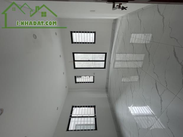 Nghỉ Lễ cũng bán. Biên Giang, Hà Đông. 36m², 5 tầng, mặt tiền 4,5m. Nhà mới ở luôn - 3