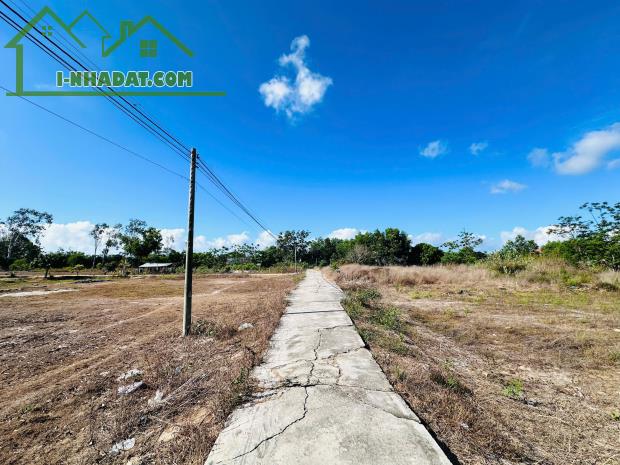 Siêu hot! 37m x 38m đất ONT Tân Phước - TX LaGi chỉ 145tr/m ngang gần Biển