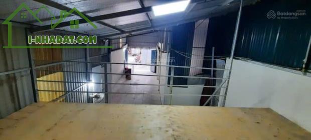 Chính chủ muốn chuyển  nhượng Đất ( tặng nhà cấp 4 ) tại khu tt quân đội nhà máy z49