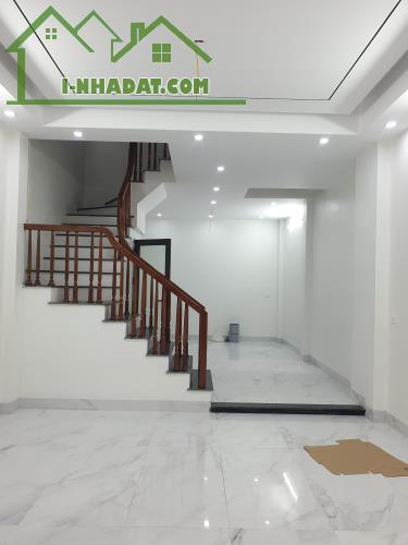 BÁN NHÀ ĐẸP 2.45 TỶ 3 TẦNG 48M2 GẦN TRƯỜNG TRẦN ĐĂNG NINH
