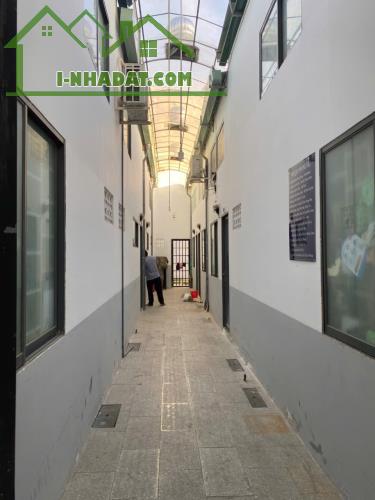 Cần bán căn nhà trọ gòim 8 phòng ở khu mini Vĩnh Trung Nha Trang . DT 188m2 , full thổ - 4