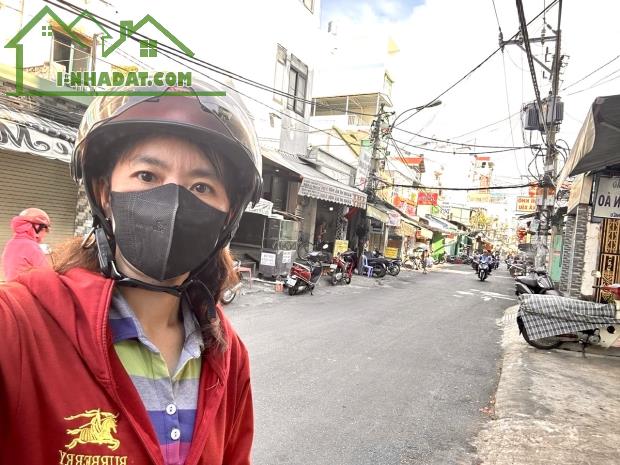 NHÀ BÁN MẶT TIỀN ĐƯỜNG XÓM CHIẾU- KHU DÂN CƯ SẦM UẤT- THÍCH HƠP VỪA Ở VỪA KINH DOANH ĐA - 1
