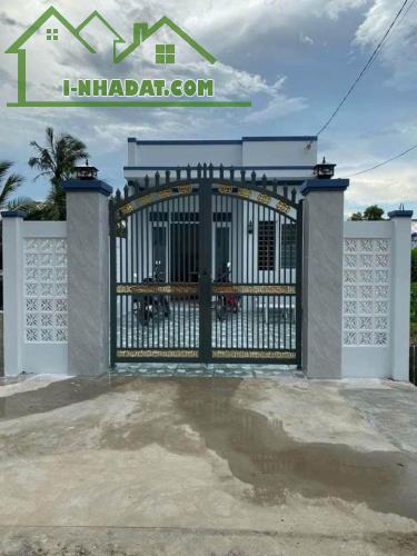 Bán gấp căn nhà cấp 4 còn như mới, SHR, 107m2, Củ Chi, Giá 1 tỷ 050.