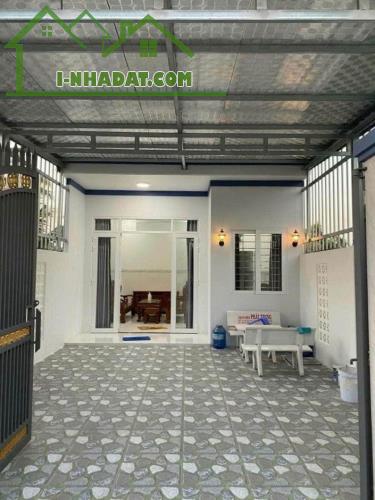 Bán gấp căn nhà cấp 4 còn như mới, SHR, 107m2, Củ Chi, Giá 1 tỷ 050. - 1