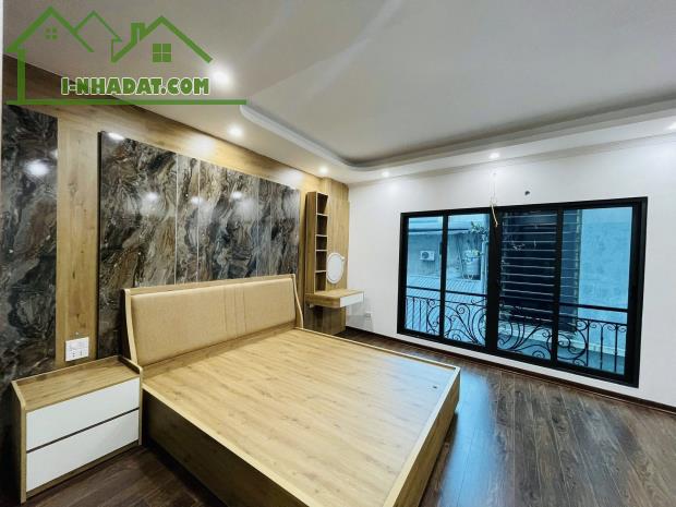 BÁN NHÀ TRẦN QUANG DIỆU ĐỐNG ĐA 40m 7T Mt 5m THANG MÁY NGÕ THÔNG KINH DOANH GIÁ 15.2 TỶ. - 3