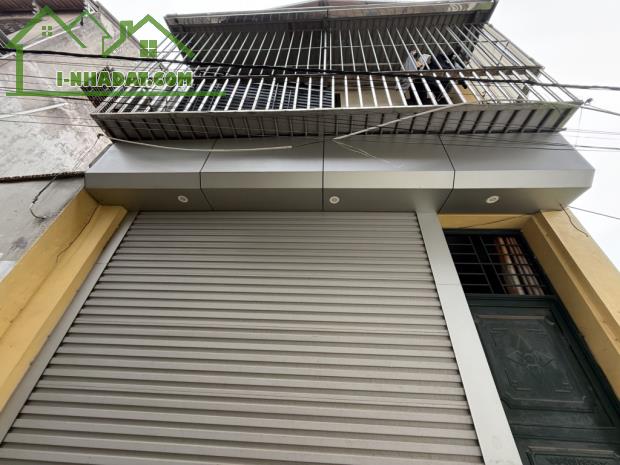 GIA LÂM - BÁN ĐẤT TẶNG NHÀ 2 TẦNG- Ô TÔ ĐỖ CỔNG- MẶT TIỀN KHỦNG- TƯƠNG LAI SÁNG- GIÁ 3 TỶ - 2