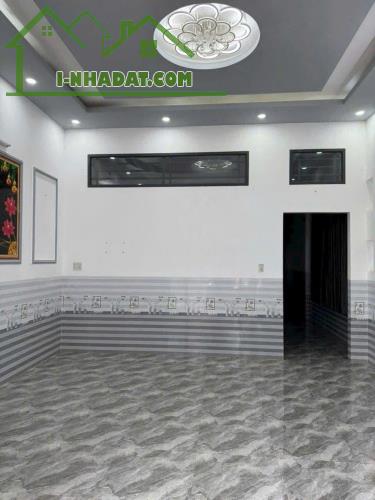 Chủ Ngộp Bán gấp nhà 157m2 Bà Điểm Hóc Môn 800tr – SHR – ở ngay - 1