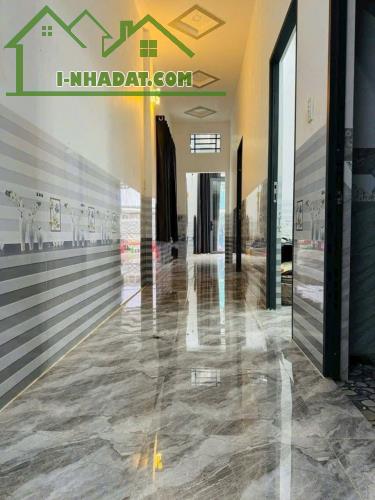 Chủ Ngộp Bán gấp nhà 157m2 Bà Điểm Hóc Môn 800tr – SHR – ở ngay - 3