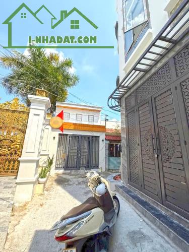 Nhà mới 100% 2 lầu hẻm 1283 Huỳnh Tấn Phát, Phú Thuận, Quận 7 - 1