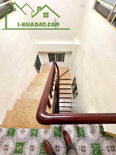 Bán nhà phố Lê Thanh Nghị - Bách Khoa - 52m2 x 5 Tầng - 8 phòng - MT 4.8m - NGÕ THÔNG - 3