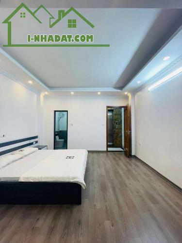 Bán nhà Phạm Văn Đồng 6 tầng 38m2 thang máy nhập, hai thoáng, ngõ rộng, kinh doanh, giá 8. - 2