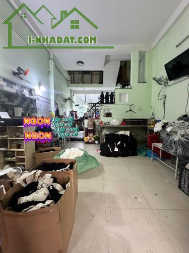 CẦN BÁN NHÀ 3 TẦNG MỸ HUỀ - TRUNG CHÁNH - HÓC MÔN ♦️85m2 - ngang 5m chỉ 5❌tỷ  Đường 8M thô - 1
