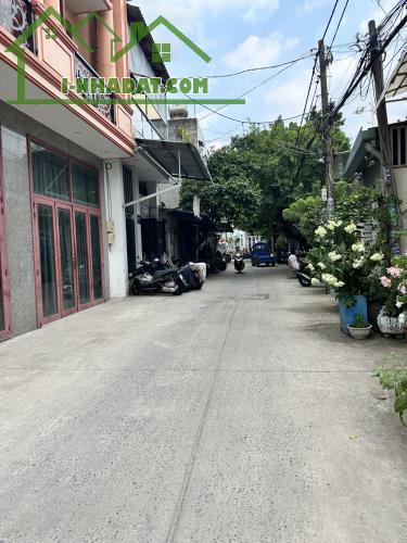 CẦN BÁN NHÀ 3 TẦNG MỸ HUỀ - TRUNG CHÁNH - HÓC MÔN ♦️85m2 - ngang 5m chỉ 5❌tỷ  Đường 8M thô - 3