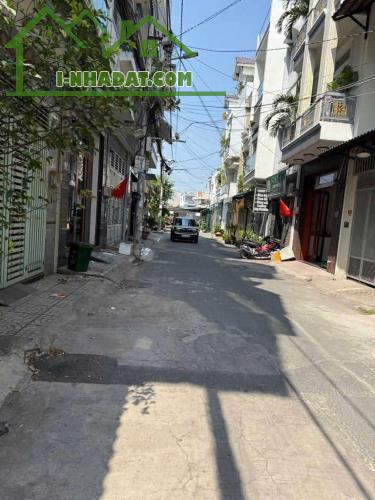 --Bán nhà mặt tiền Quảng Hiền, phường 11, Tân Bình; (5*16); 9,5 tỷ - 2 tầng - 4