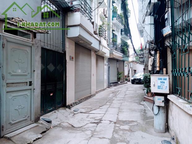 NHÀ SIÊU ĐẸP - OTO ĐỖ CỬA - Ở THANH TRÌ HÀ NỘI