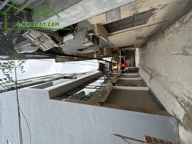 NGỌC THỤY - lô góc - OTO đỗ cổng - Nhà đẹp