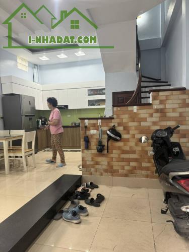 🏠BÁN NHÀ KHU THẠCH BÀN - LONG BIÊN - NỞ HẬU - GARA - THANG MÁY - 2 THOÁNG - FULL NỘI