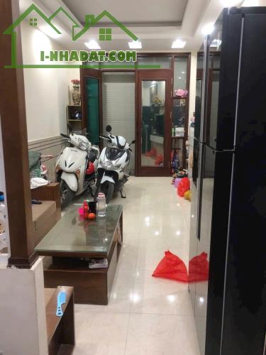 BÁN NHÀ QUẬN 10, 2 TẦNG, 46m2, HXH, SÁT MẶT TIỀN, GẦN SÂN VĐ THỐNG NHẤT, 6,5 TỶ - 1