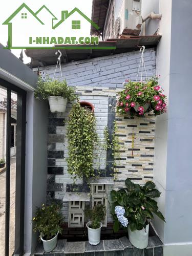 📣📣CHÍNH CHỦ CẦN BÁN GẤP NHÀ 2 TẦNG BTCT + (TẶNG KÈM 2 CĂN NHÀ CẤP 4 ĐANG CÓ DÒNG TIỀN - 4