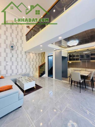 Bán nhà ở mặt tiền đường số 16, phường Linh Trung, Thủ Đức, giá 2 tỷ 350 triệu - 1