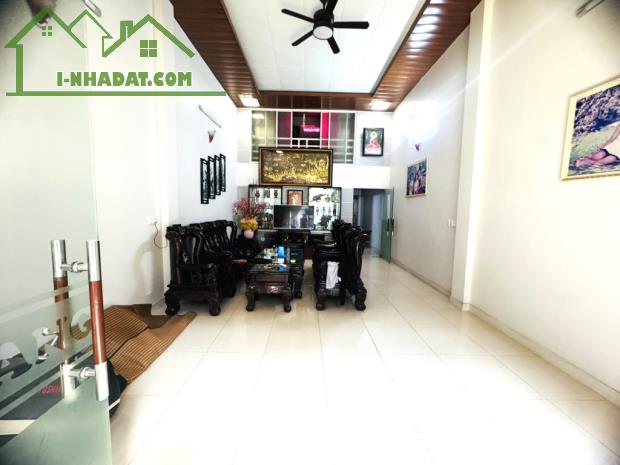 CẦN BÁN GẤP NHÀ MT ĐƯỜNG QUÁCH HỮU NGHIÊM, TÂN PHÚ, 125 M2, 2 LẦU CHỈ 12,8 TỶ. - 3