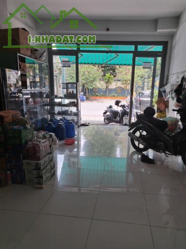 Bán nhà 3 Tầng MẶT TIỀN kinh doanh Hai Bà Trưng khu vực kinh doanh sầm uất