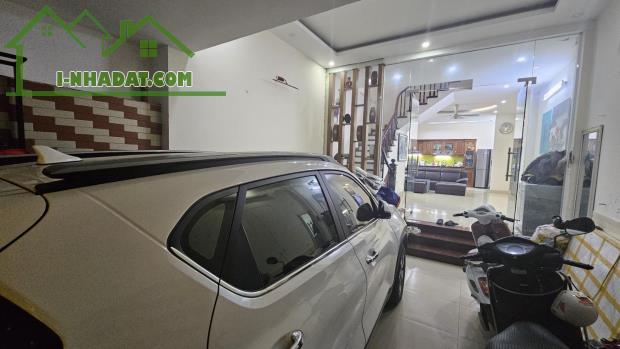 Bán Nhà Nguyễn Tuân, Cách 1 Nhà Ra Phố, 54m², Giá 21 Tỷ