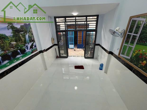 Bán nhà HXH Q12, Hiệp Thành 13, 45m2, 2PN, 2WC, 3.2 tỷ - Cơ hội đầu tư tuyệt vời! - 1